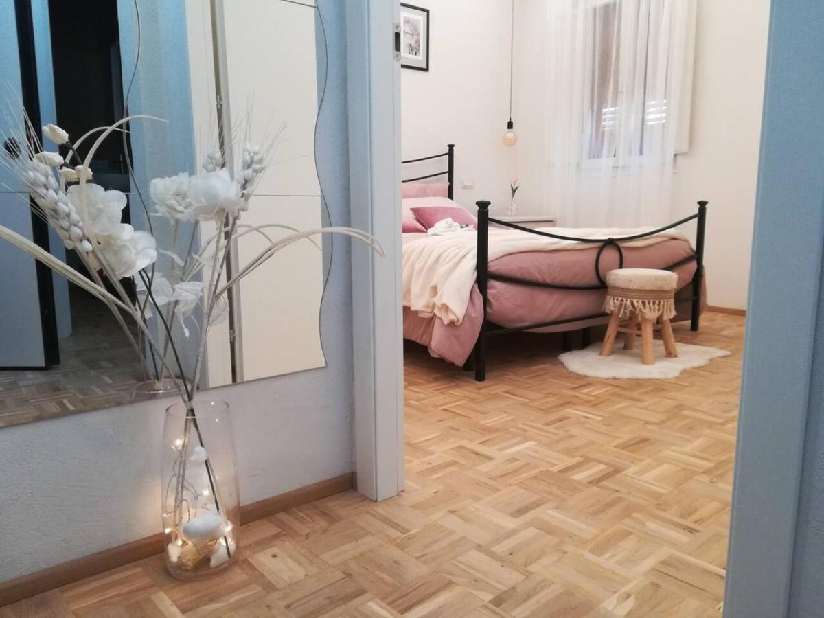 Casa Agata, Accogliente Appartamento Nel Centro Storico 哥尔顿 外观 照片